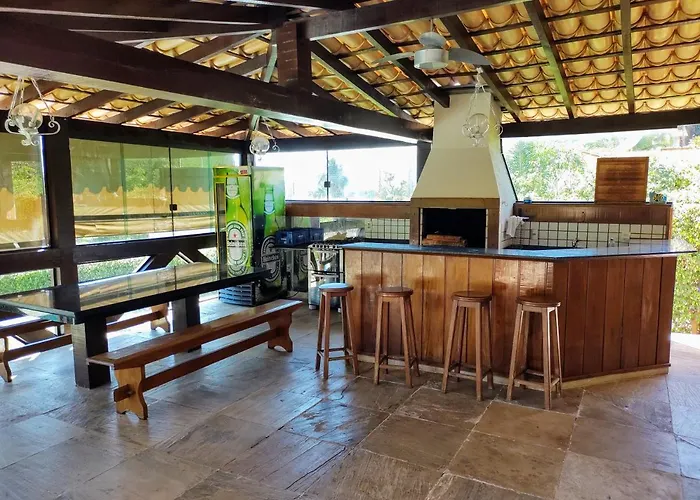 Casa Em Escarpas Do Lago Otimo Preco, Aconchegante, Area Bem Ampla E Excelente Localizacao